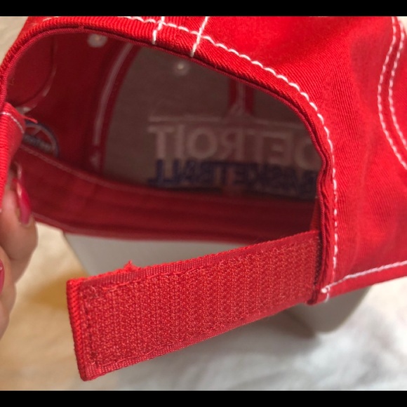 Detroit Pistons NBA Basketball Adidas Baseball Cap - Picture 6 of 8